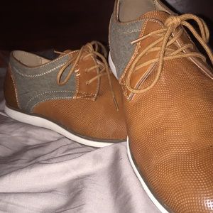 Never worn pair of Sonoma dress shoes